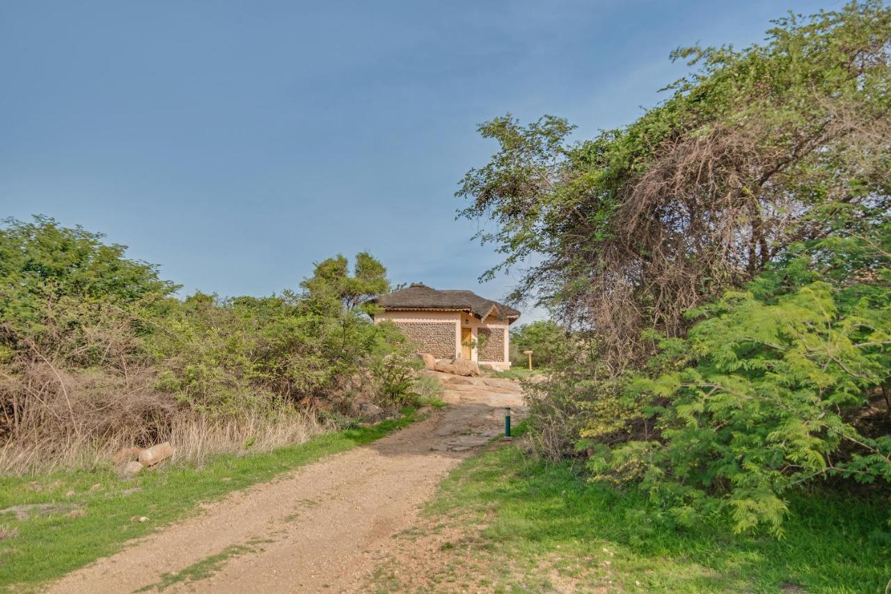 بيلاري Hampi Heritage & Wilderness Resort-Jungle Lodges المظهر الخارجي الصورة