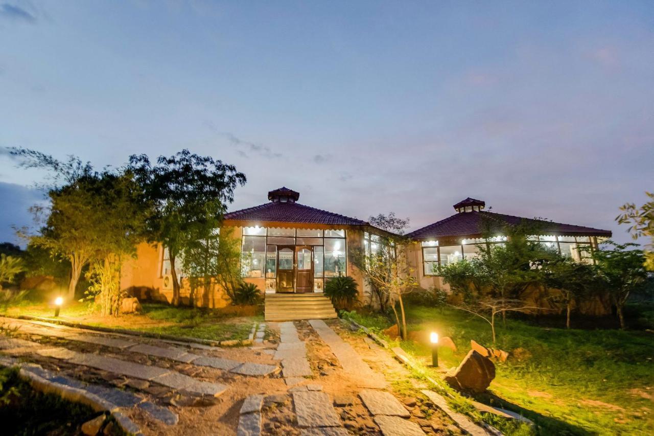 بيلاري Hampi Heritage & Wilderness Resort-Jungle Lodges المظهر الخارجي الصورة