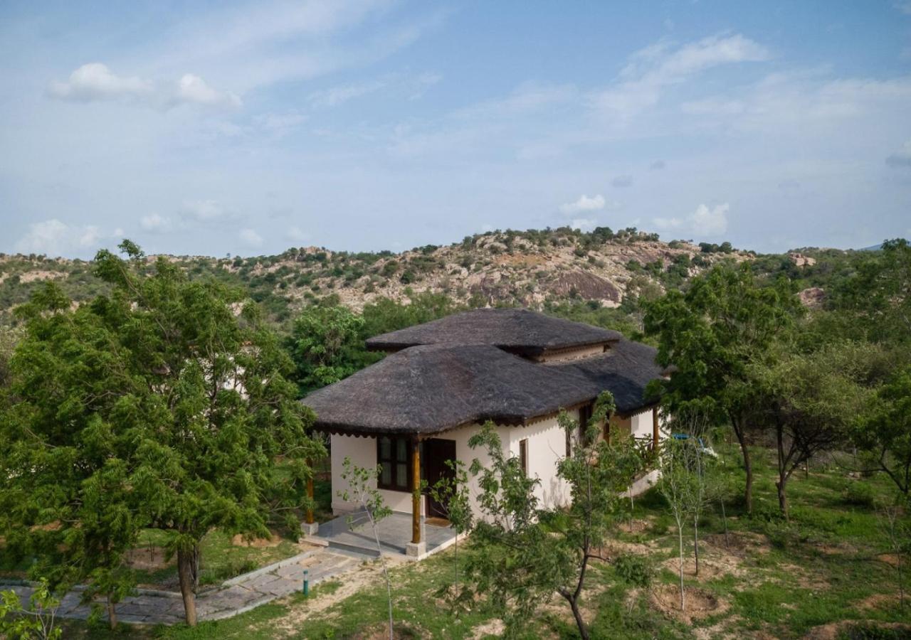 بيلاري Hampi Heritage & Wilderness Resort-Jungle Lodges المظهر الخارجي الصورة